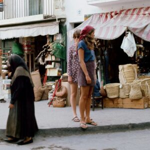 DA USARE PER IG_Gianni Ferrari Ibiza 1975 Una finestra nella casella di posta | Intervista a Roberta Cavaglià